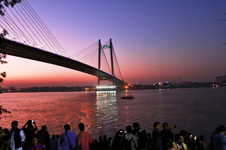 Kolkata, the Capital of West Bengal. It is the place where you can stay and plan for the outing in the rainy season