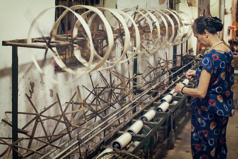 Spinning process in Tassar silk fabric extraction 