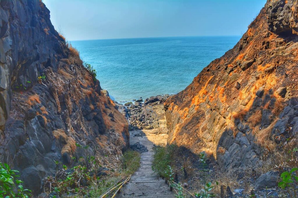 Harihareshwar beach teample